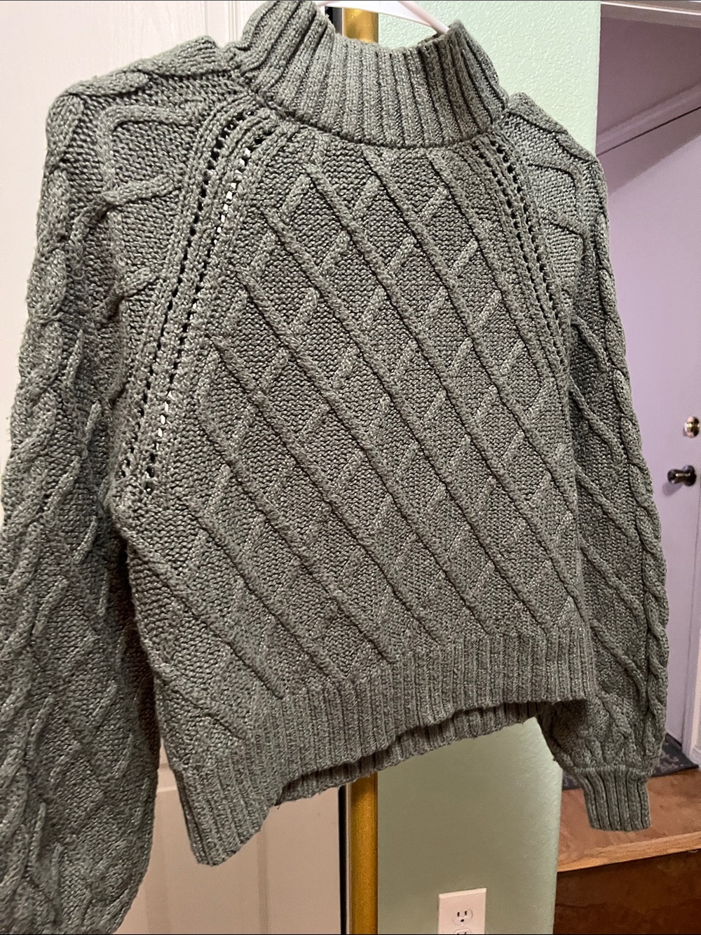 American Eagle Outfitters Gray Cable Knit Mock Neck Sweater Sz Small Womens